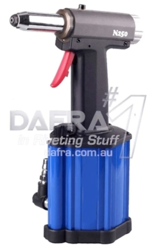 How To Use An Air Powered Rivet Gun | Dafra | Dafra Products